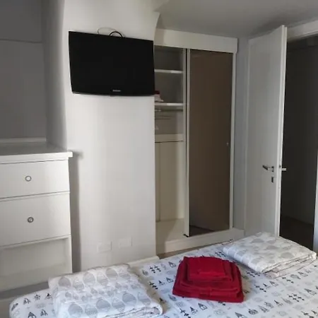 La Casa Di Tommy Appartement *